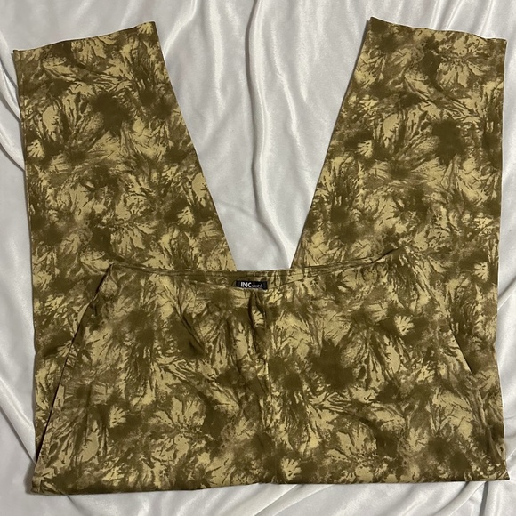 INC Stretch Woman Green Tie Dye Print Side Zip Entry Stretch Pants Size 18W - Picture 1 of 7